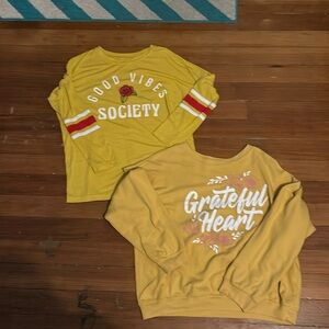 Long sleeve and sweatshirt bundle